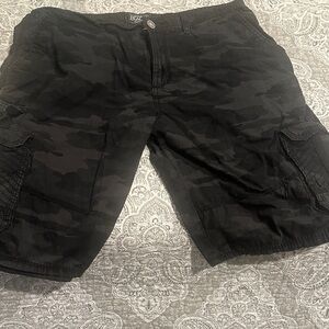 BKE Men's Dark Camo Cargo Shorts